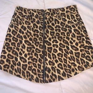 Forever 21 cheetah print skirt